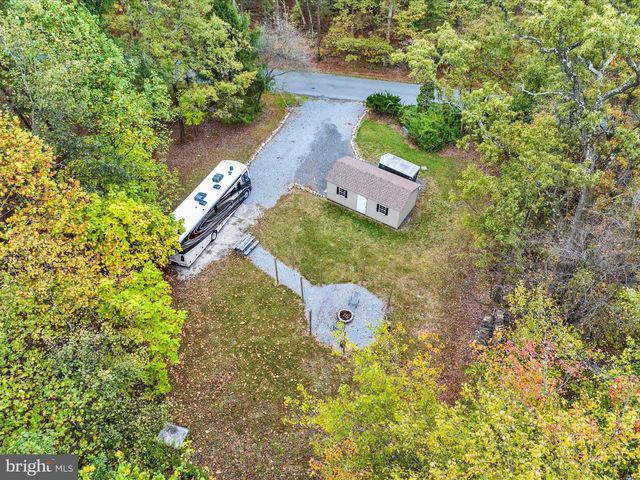 750 MOUNTAIN RD, Hamburg, PA 19526