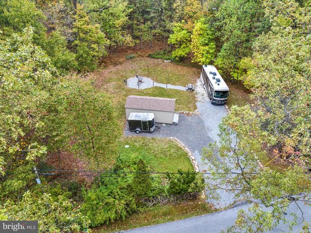 750 MOUNTAIN RD, Hamburg, PA 19526