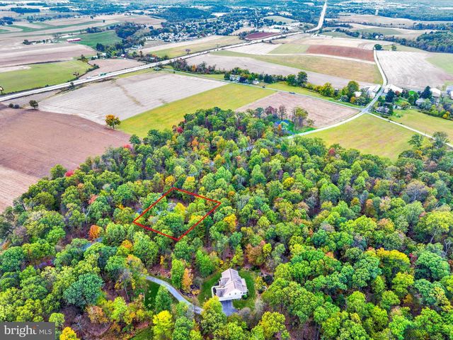 750 MOUNTAIN RD, Hamburg, PA 19526