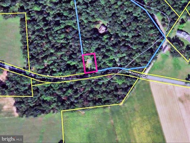 750 MOUNTAIN RD, Hamburg, PA 19526