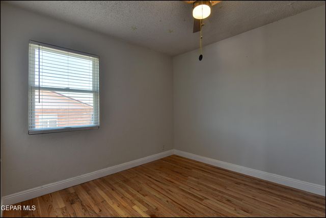 5107 RAYMOND JAYS Road, El Paso, TX 79903