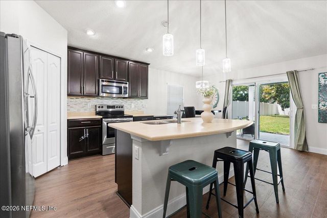 1856 WOODLAND GLEN Road, Middleburg, FL 32068