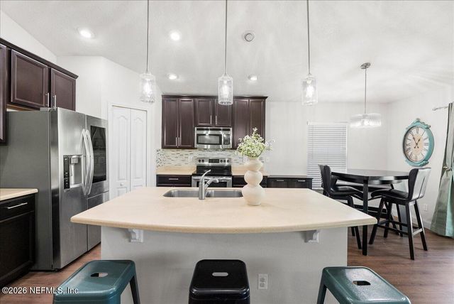 1856 WOODLAND GLEN Road, Middleburg, FL 32068