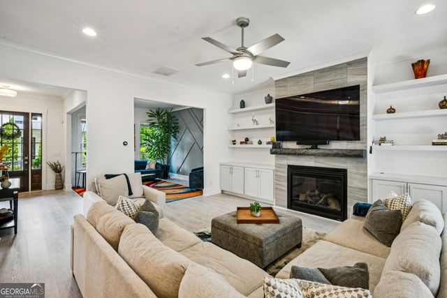 1921 Red Eagle Walk NW, Atlanta, GA 30318