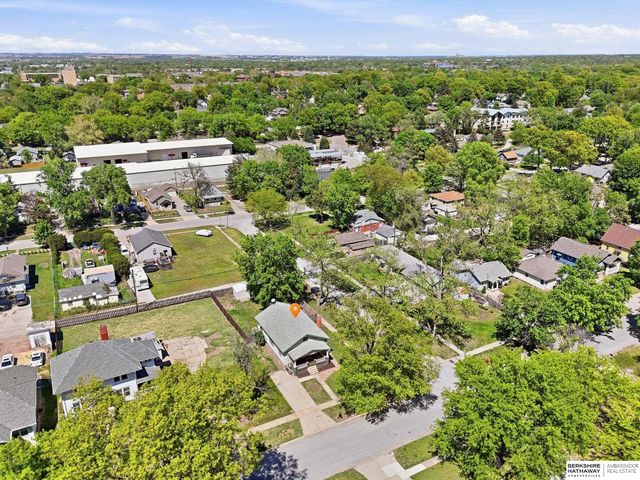 3342 W Street, Lincoln, NE 68503