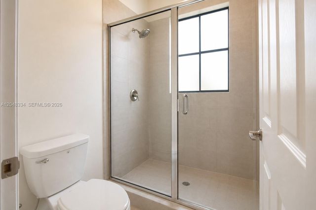 10934 W 33rd Way, Hialeah, FL 33018