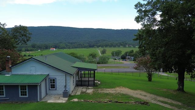 14656 Rhea County Highway, Evensville, TN 37332