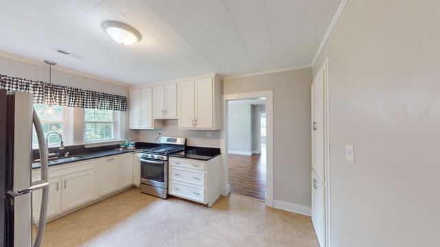 14656 Rhea County Highway, Evensville, TN 37332