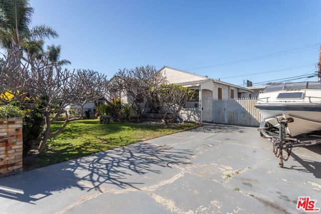 11579 Virginia Avenue, Lynwood, CA 90262