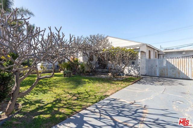 11579 Virginia Avenue, Lynwood, CA 90262