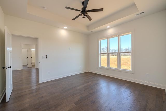 100 BELVEDERE CIR, Savannah, TN 38372