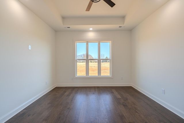 100 BELVEDERE CIR, Savannah, TN 38372