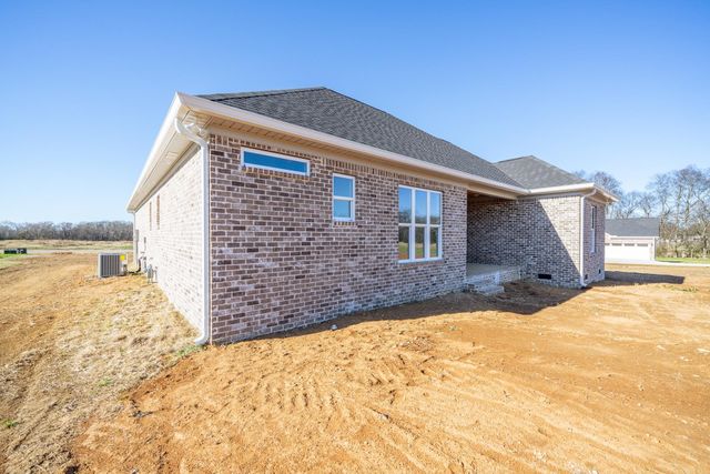 100 BELVEDERE CIR, Savannah, TN 38372