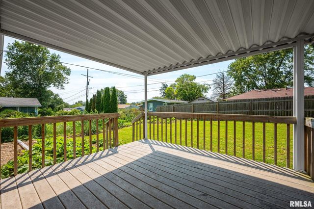4733 N LAUREL Drive, Peoria, IL 61614
