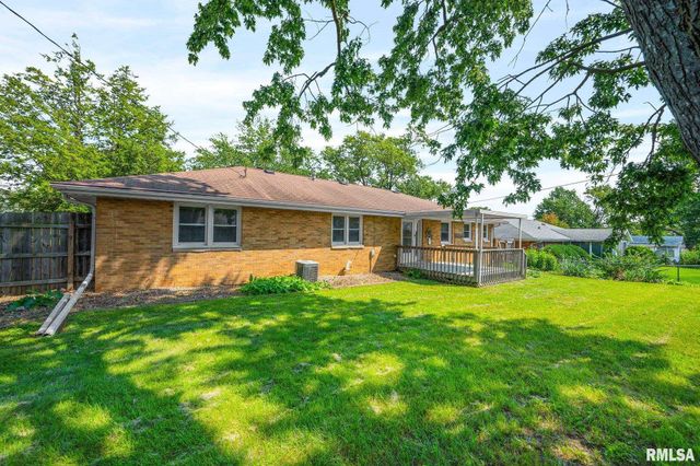 4733 N LAUREL Drive, Peoria, IL 61614