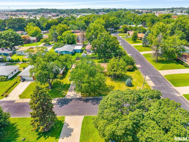 4733 N LAUREL Drive, Peoria, IL 61614