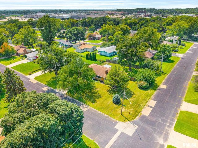 4733 N LAUREL Drive, Peoria, IL 61614
