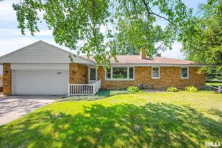 4733 N LAUREL Drive, Peoria, IL 61614