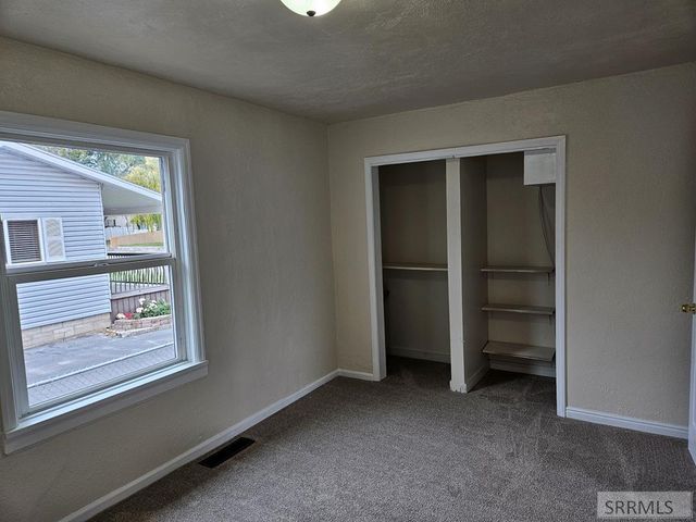 445 W 19th Street, Idaho Falls, ID 83402