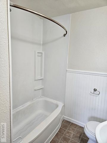 445 W 19th Street, Idaho Falls, ID 83402