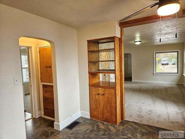 445 W 19th Street, Idaho Falls, ID 83402