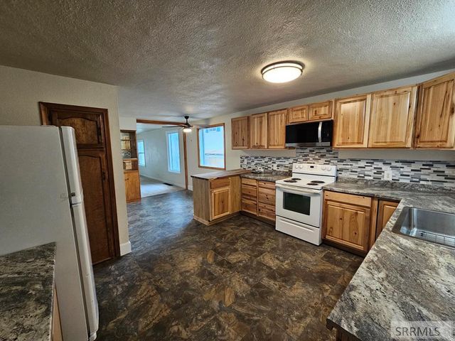 445 W 19th Street, Idaho Falls, ID 83402