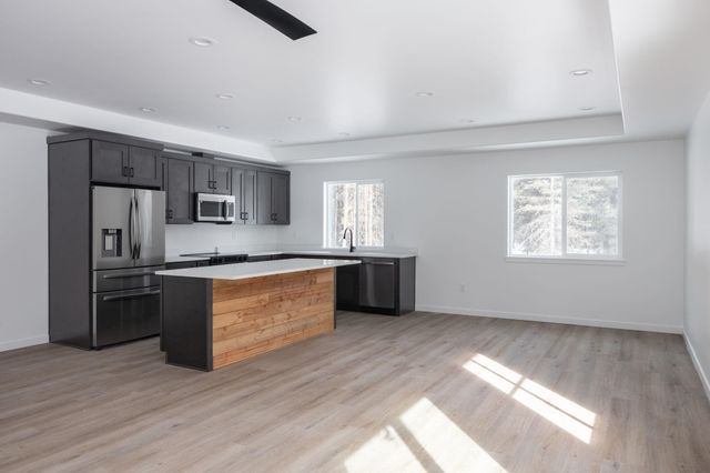 1548 KYLIE SUEROO COURT, North Pole, AK 99705