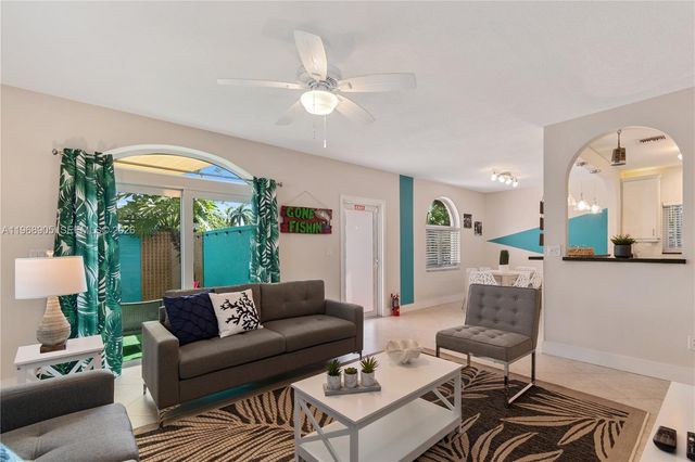 1633 Tyler Street, Hollywood, FL 33020