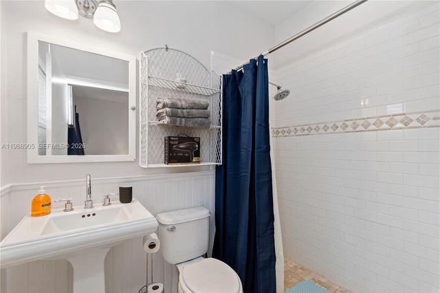 1633 Tyler Street, Hollywood, FL 33020
