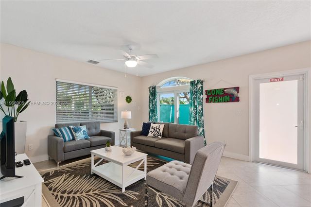 1633 Tyler Street, Hollywood, FL 33020