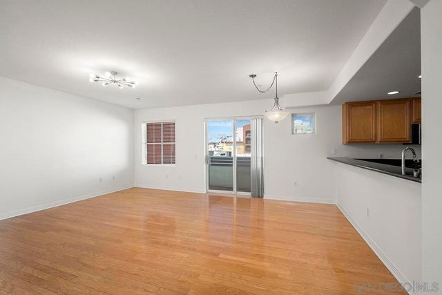 1501 India Street 508, San Diego, CA 92101
