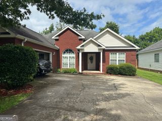 132 Amber Drive, Byron, GA 31008
