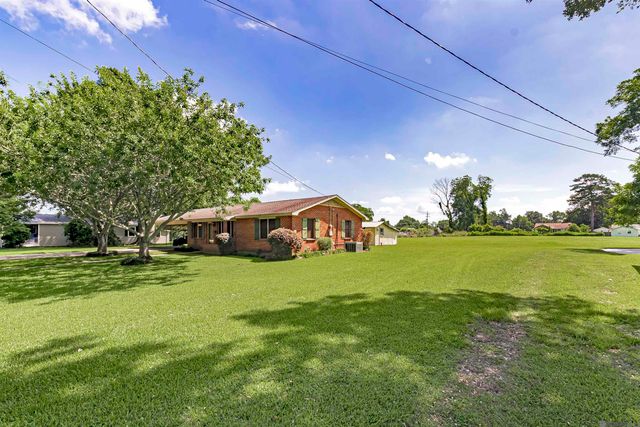 702 Claiborne St, New Roads, LA 70760