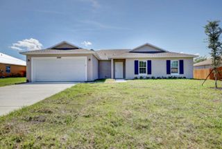 5737 NW Jigsaw Lane, Port St Lucie, FL 34986