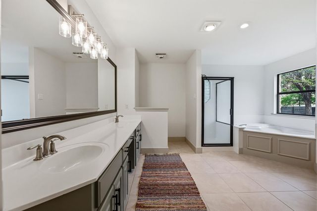 918A Electra, Austin, TX 78734