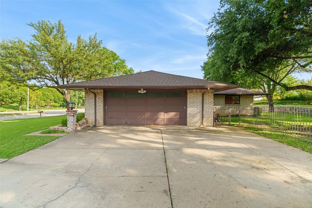 412 E Northgate Drive, Irving, TX 75062