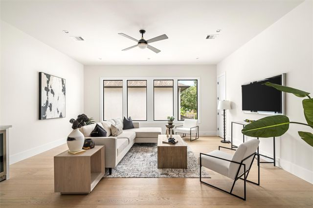 1526 Wakefield Drive, Houston, TX 77018