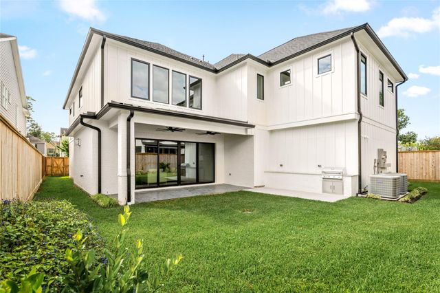 1526 Wakefield Drive, Houston, TX 77018