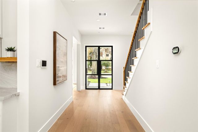 1526 Wakefield Drive, Houston, TX 77018