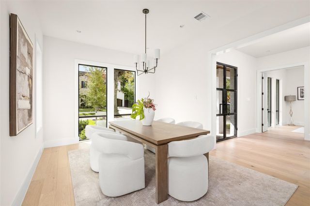 1526 Wakefield Drive, Houston, TX 77018