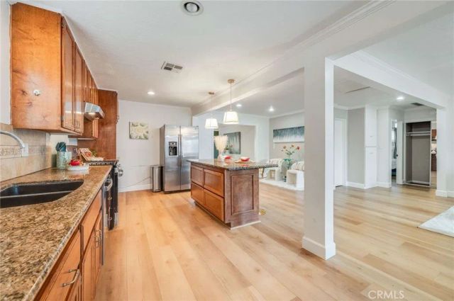 11321 212th, Lakewood, CA 90715