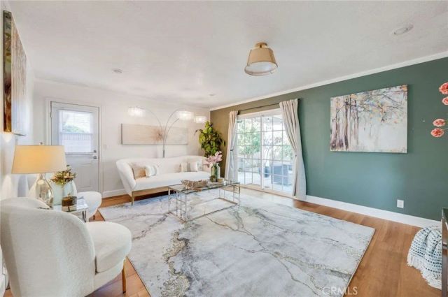 11321 212th, Lakewood, CA 90715