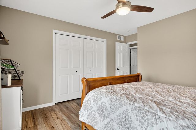 6302 Winchester Drive, Rockford, IL 61109