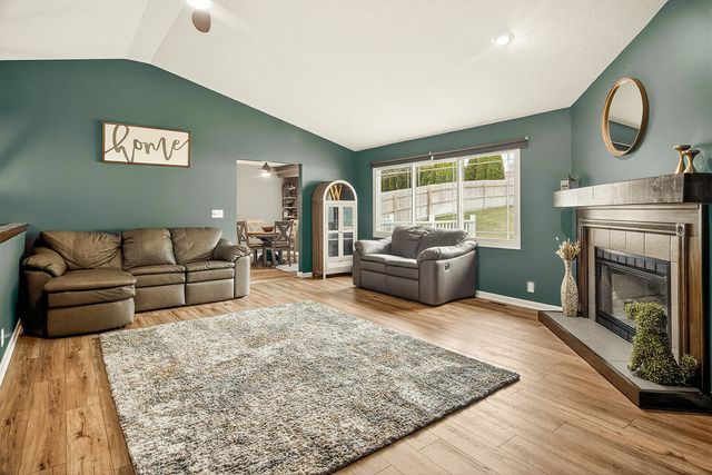 6302 Winchester Drive, Rockford, IL 61109