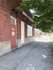 3202 St Clair Avenue NE, Cleveland, OH 44114