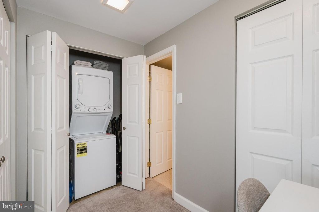 Image 14 of property listing at 28 ALLEGHENY AVE #1512, Towson, MD 21204