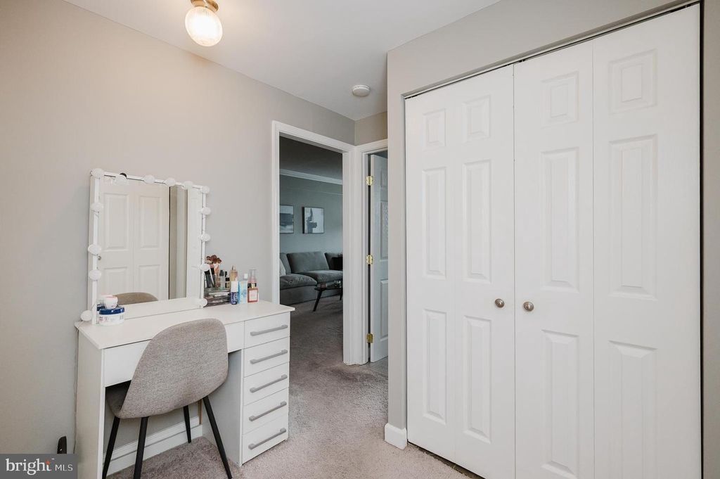 Image 36 of property listing at 28 ALLEGHENY AVE #1512, Towson, MD 21204