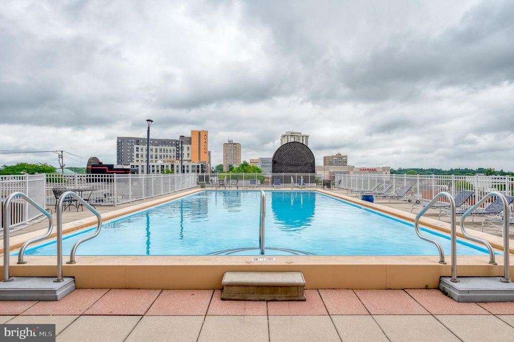 Image 55 of property listing at 28 ALLEGHENY AVE #1512, Towson, MD 21204