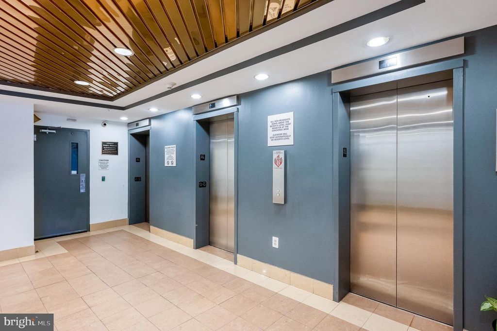 Image 6 of property listing at 28 ALLEGHENY AVE #1512, Towson, MD 21204