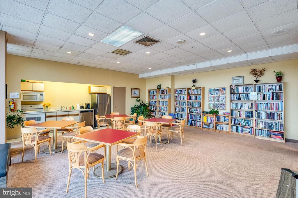 Image 60 of property listing at 28 ALLEGHENY AVE #1512, Towson, MD 21204